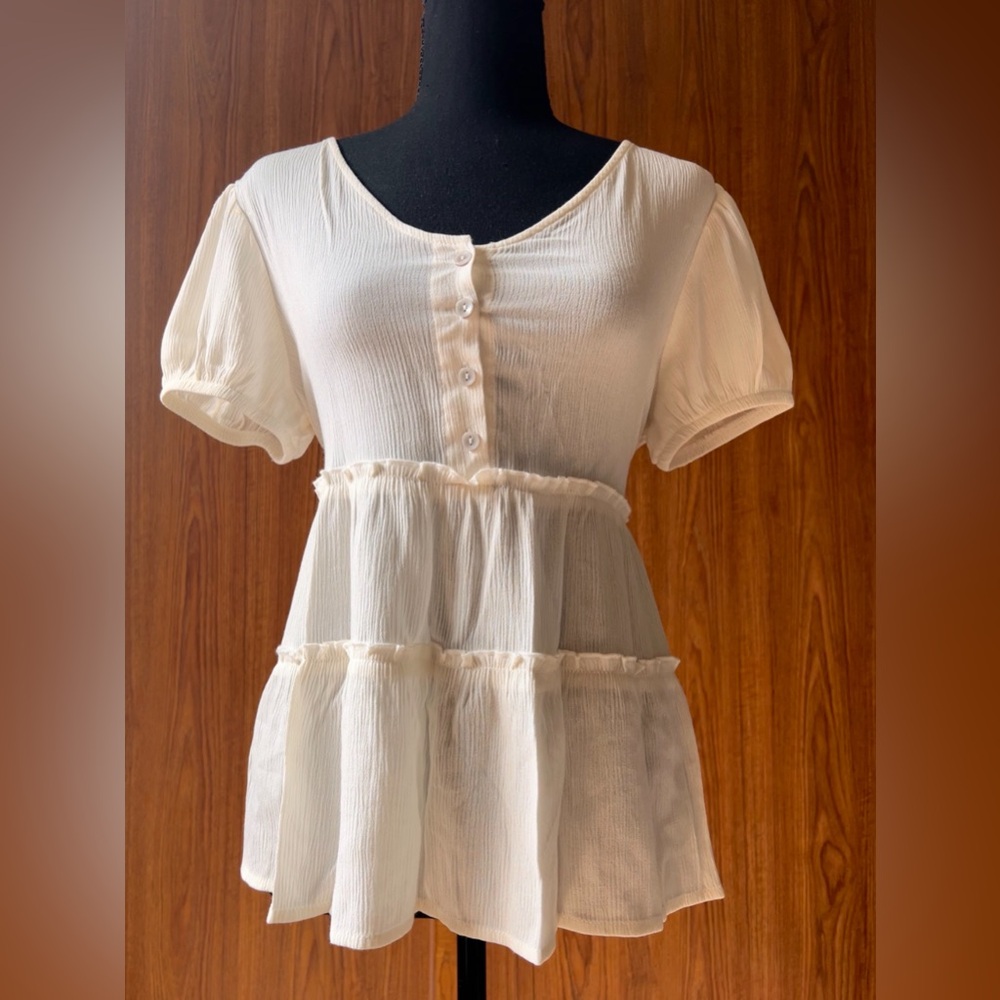 NWOT Tiered Baby Doll Top - Juniors